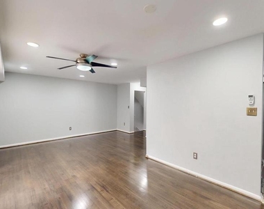 10298 Greek Boy Place - Photo Thumbnail 18