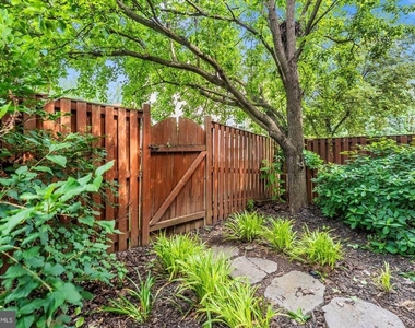 7115 Oberlin Circle - Photo Thumbnail 43