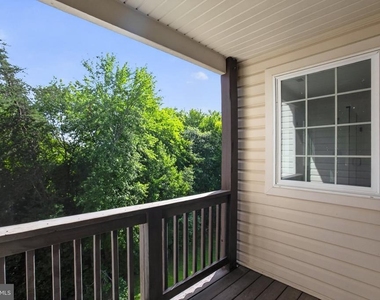 11500 Spyglass Place - Photo Thumbnail 10