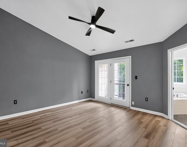 11500 Spyglass Place - Photo Thumbnail 6