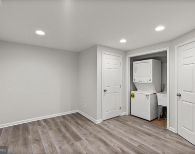 8047 Park Haven Road - Photo Thumbnail 17