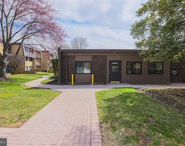 14 Stonehenge Circle - Photo Thumbnail 28