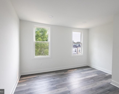 631 E 37th Street - Photo Thumbnail 26