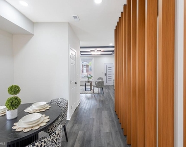 631 E 37th Street - Photo Thumbnail 15
