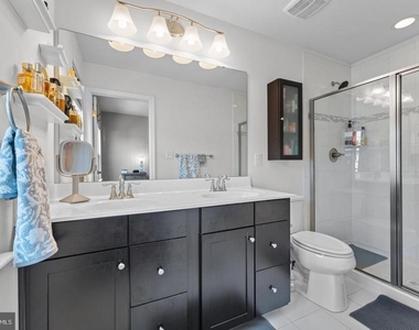 4662 Hudson Street - Photo Thumbnail 10