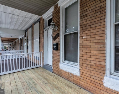 3027 Walbrook Avenue - Photo Thumbnail 1