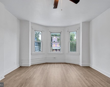 3027 Walbrook Avenue - Photo Thumbnail 10