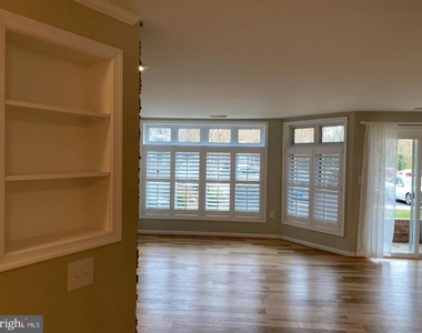 1129 Lake Heron Drive - Photo Thumbnail 1