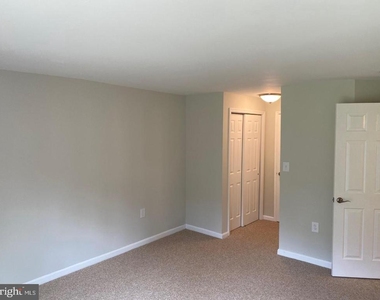 1129 Lake Heron Drive - Photo Thumbnail 10