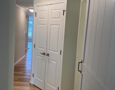 1129 Lake Heron Drive - Photo Thumbnail 7