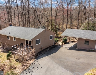 2891 Spring Lakes Drive - Photo Thumbnail 53