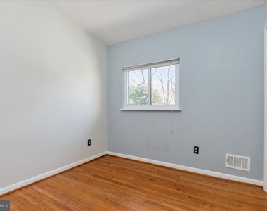 2891 Spring Lakes Drive - Photo Thumbnail 28