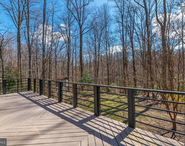 2891 Spring Lakes Drive - Photo Thumbnail 17