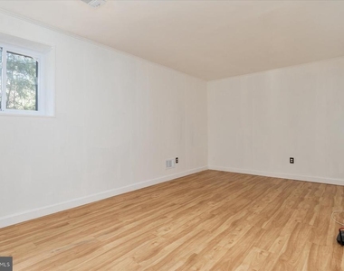 2891 Spring Lakes Drive - Photo Thumbnail 38