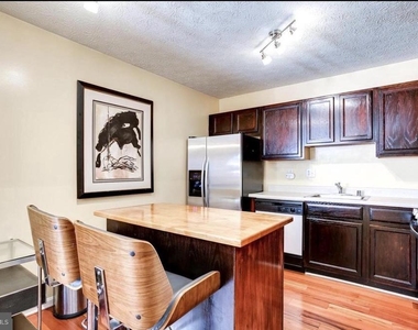 8023 Brookstone Court - Photo Thumbnail 5