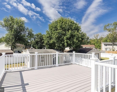 1415 Macedonia Drive - Photo Thumbnail 4