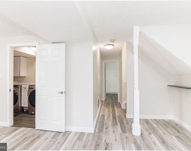 1415 Macedonia Drive - Photo Thumbnail 18