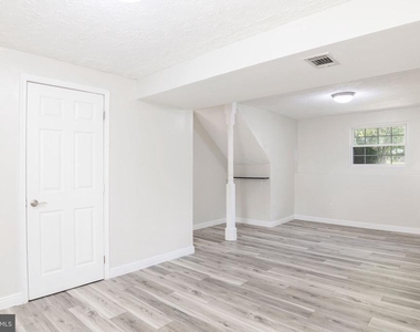 1415 Macedonia Drive - Photo Thumbnail 17