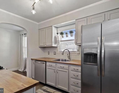526 Newfield Road - Photo Thumbnail 8