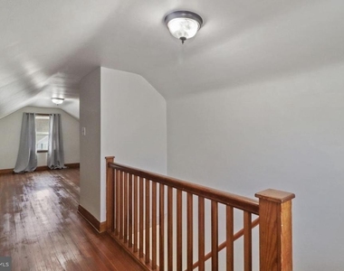 526 Newfield Road - Photo Thumbnail 17