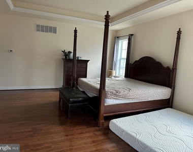 605 Sunflower Circle - Photo Thumbnail 27