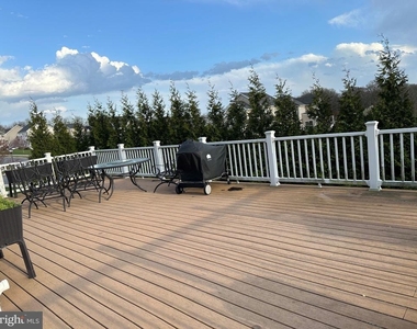 605 Sunflower Circle - Photo Thumbnail 12