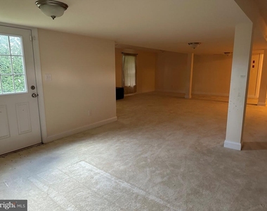 605 Sunflower Circle - Photo Thumbnail 37