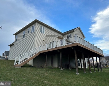 605 Sunflower Circle - Photo Thumbnail 39