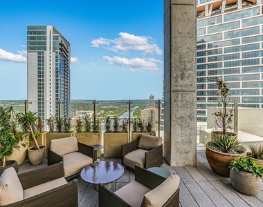 610 Davis St - Photo Thumbnail 37