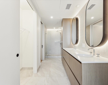 610 Davis St - Photo Thumbnail 9