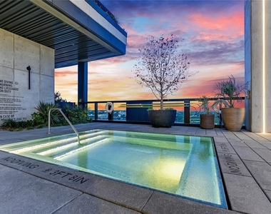 610 Davis St - Photo Thumbnail 26