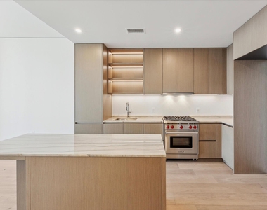 610 Davis St - Photo Thumbnail 1