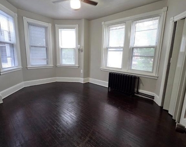 602 W 23rd Street - Photo Thumbnail 1
