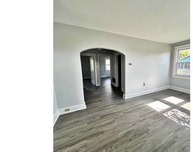 449 Front Street - Photo Thumbnail 1