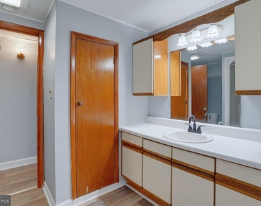 388 Shorty Lane - Photo Thumbnail 9