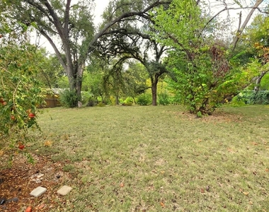 3205 Loyola Ln - Photo Thumbnail 27