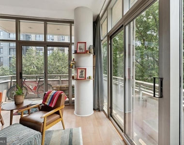 811 4th Street Nw - Photo Thumbnail 7