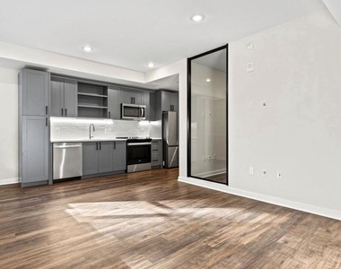 4000 Wisconsin Avenue Nw - Photo Thumbnail 7