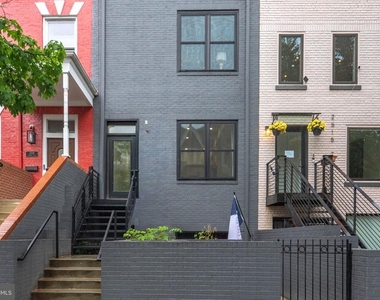 2517 Ontario Road Nw - Photo Thumbnail 3