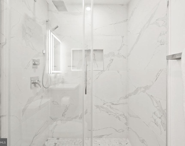2517 Ontario Road Nw - Photo Thumbnail 11