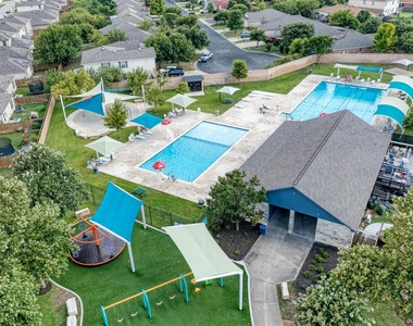 129 Vulcan Dr - Photo Thumbnail 31