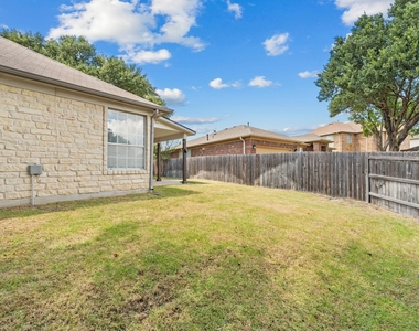 1600 Viki Lynn Ct - Photo Thumbnail 35