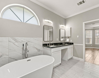 1600 Viki Lynn Ct - Photo Thumbnail 23