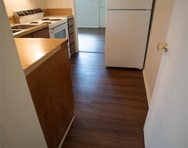 3000 Guadalupe St - Photo Thumbnail 5