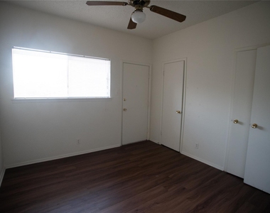 3000 Guadalupe St - Photo Thumbnail 7