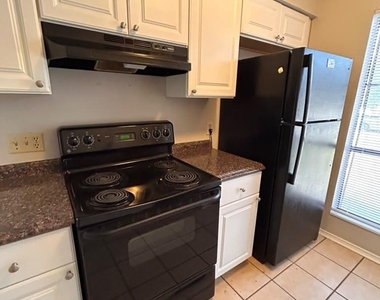 2706 Little Valley Cv - Photo Thumbnail 6
