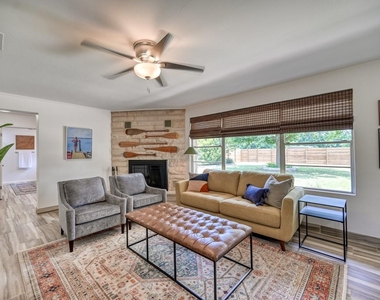 644 Cypress Rdg - Photo Thumbnail 7