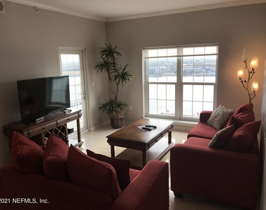 400 E Bay Street E - Photo Thumbnail 55