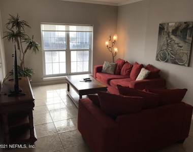 400 E Bay Street E - Photo Thumbnail 54