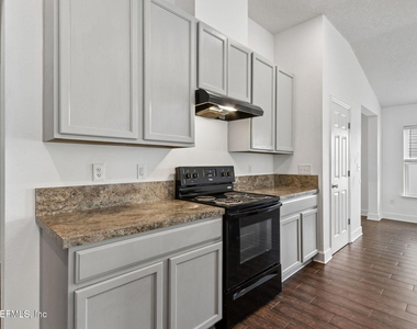 15929 Hutton Lane - Photo Thumbnail 7